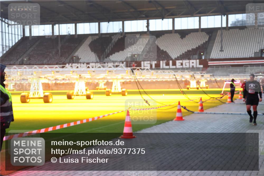 07.12.2025 - St. Pauli X-Mass-Run No. 15 Luisa Fischer http://msf.ph/oto/9377375 07.12.2025 10:01:12 Ziel 855, 1050, 1418, 1976, 2348, 2378, 3084, 3336 meine-sportfotos.de