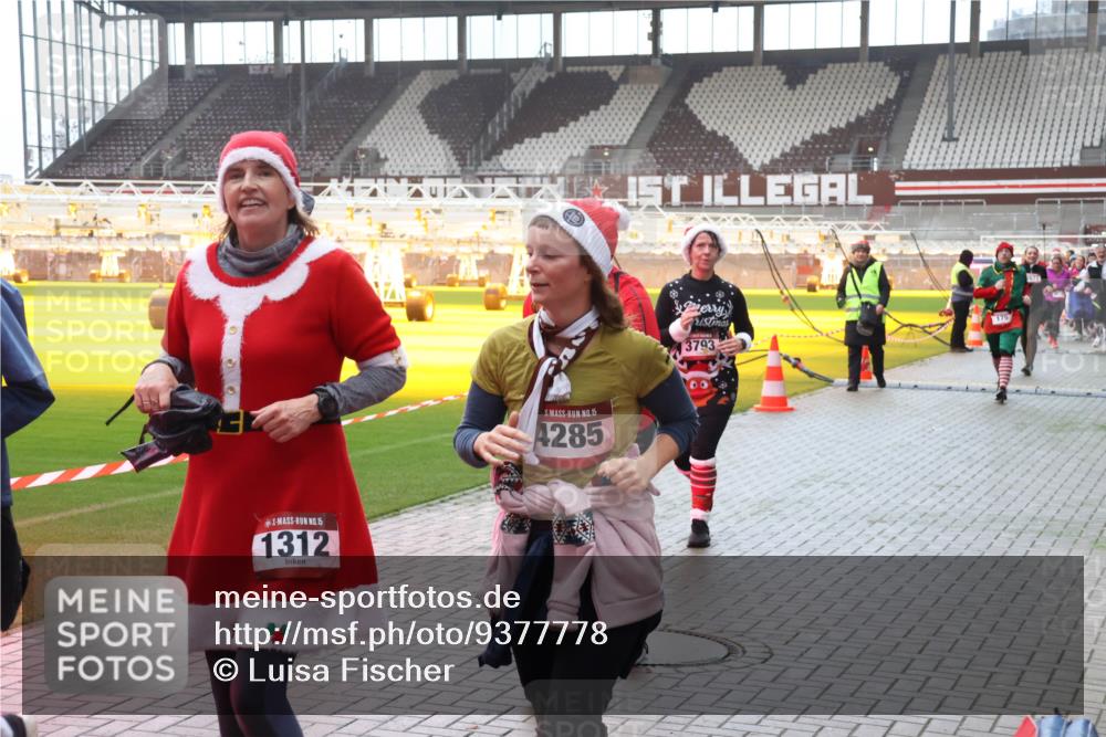 07.12.2025 - St. Pauli X-Mass-Run No. 15 Luisa Fischer http://msf.ph/oto/9377778 07.12.2025 10:28:00 Ziel 15, 1312, 15, 4285, 1, 3793, 175, 175, 1312, 1317, 1618, 2060, 2101, 2188, 2677, 3154, 3156, 3458, 3571, 3706, 3707, 3713, 3714, 3715, 3722, 3723, 3793, 4132, 4133, 4225, 4334, 4353, 4383, 4391, 4409, 4410, 4435, 4462, 4463, 4515, 4516 meine-sportfotos.de