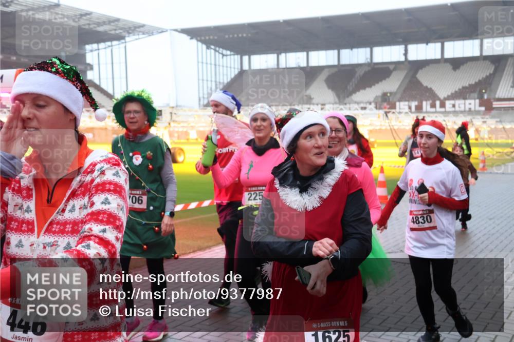07.12.2025 - St. Pauli X-Mass-Run No. 15 Luisa Fischer http://msf.ph/oto/9377987 07.12.2025 11:09:06 Ziel 1, 15, 446, 06, 225, 4830, 15, 1625, 100, 152, 155, 166, 335, 338, 341, 396, 446, 619, 758, 784, 1078, 1170, 1184, 1205, 1211, 1412, xxxx, 1424, 1464, 1491, 1502, 1511, 1559, 1560, 1625, 1706, 2070, 2259, 2879, 2893, 2898, 4471, 4584, 4819, 4830 meine-sportfotos.de