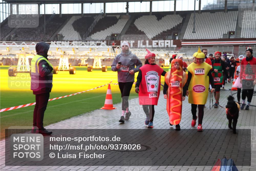 07.12.2025 - St. Pauli X-Mass-Run No. 15 Luisa Fischer http://msf.ph/oto/9378026 07.12.2025 10:28:43 Ziel 1507, 3883, 3881, 3879, 4409, 1618, 412, 1507, 1717, 1742, 1745, 2526, 2723, 2912, 2913, 3209, 3218, 3377, 3395, 3412, 3413, 3454, 3472, 3727, 3729, 3730, 3879, 3881, 3883, 4037, 4064, 4065, 4132, 4133, 4159, 4160, 4189, 4245, 4250, 4344, 4350, 4355, 4376, 4380, 4388, 4453, 4454, 4527, 4538, 4697, 4698, 4700, 4701, 4702, 4704, 4706, 4707, 4708, 4710, 4875 meine-sportfotos.de