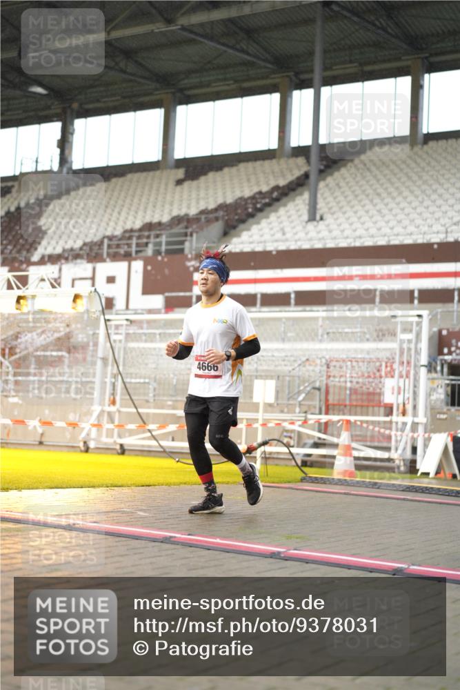 07.12.2025 - St. Pauli X-Mass-Run No. 15 Patografie http://msf.ph/oto/9378031 07.12.2025 10:09:04 Ziel 19, 1461, 1465, 1570, 1575, 1576, 2126, 3300, 3891, 4066, 4067, 4068, 4113, 4666 meine-sportfotos.de