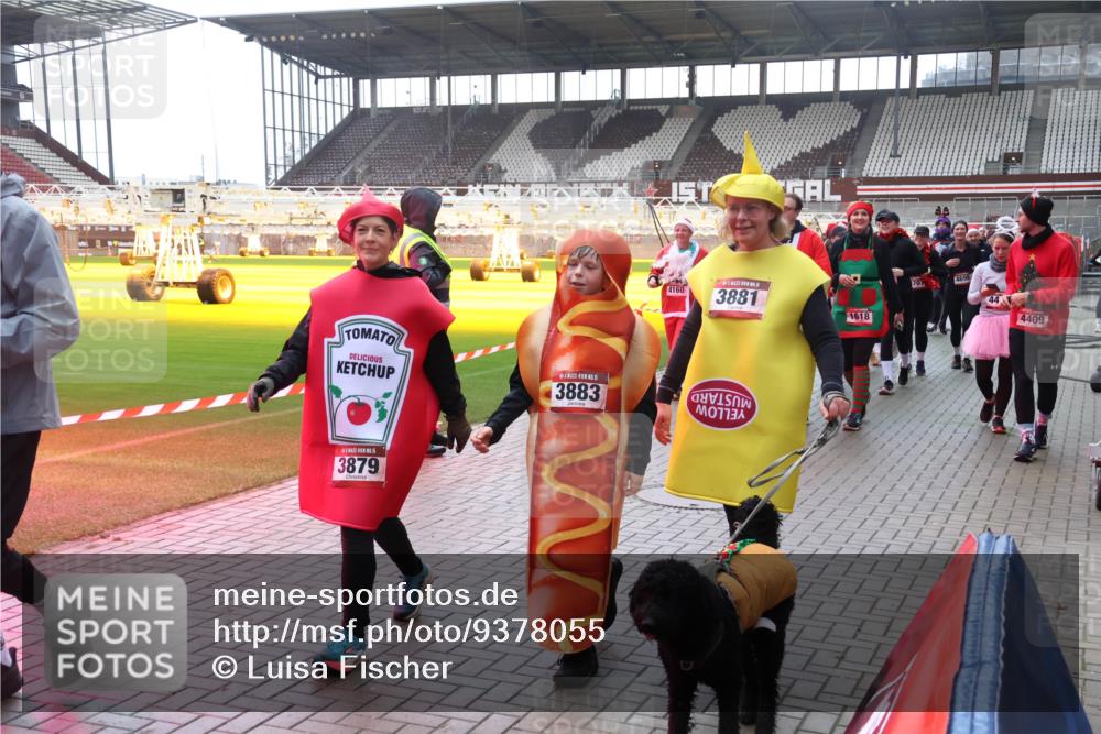 07.12.2025 - St. Pauli X-Mass-Run No. 15 Luisa Fischer http://msf.ph/oto/9378055 07.12.2025 10:28:46 Ziel 15, 3883, 15, 3879, 4160, 3881, 1618, 707, 4698, 4409, 412, 1507, 1717, 1742, 1745, 2526, 2723, 2912, 2913, 3209, 3218, 3377, 3395, 3412, 3413, 3454, 3472, 3727, 3729, 3730, 3879, 3881, 3883, 4037, 4064, 4065, 4132, 4133, 4159, 4160, 4189, 4245, 4250, 4344, 4350, 4355, 4376, 4380, 4388, 4453, 4454, 4527, 4538, 4697, 4698, 4700, 4701, 4702, 4704, 4706, 4707, 4708, 4710, 4875 meine-sportfotos.de