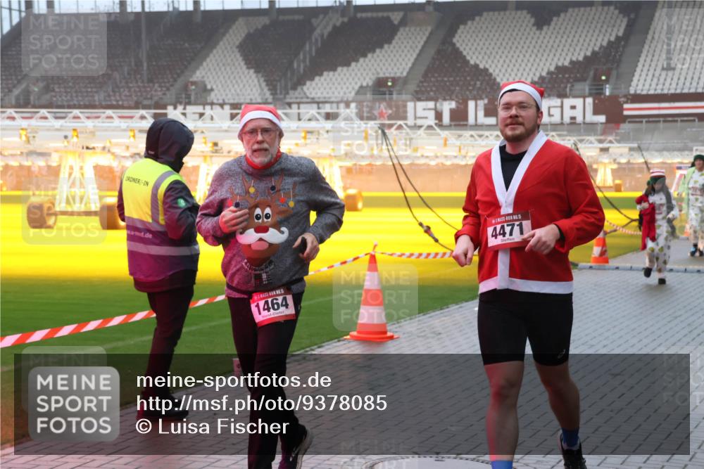 07.12.2025 - St. Pauli X-Mass-Run No. 15 Luisa Fischer http://msf.ph/oto/9378085 07.12.2025 11:09:16 Ziel 5, 1464, 1, 15, 4471, 11, 152, 155, 166, 335, 338, 341, 446, 495, 496, 619, 784, 1136, 1138, 1140, 1184, 1205, 1211, 1412, xxxx, 1424, 1464, 1491, 1502, 1511, 1574, 1625, 2070, 2259, 2879, 2893, 2898, 4471, 4584, 4819, 4830 meine-sportfotos.de