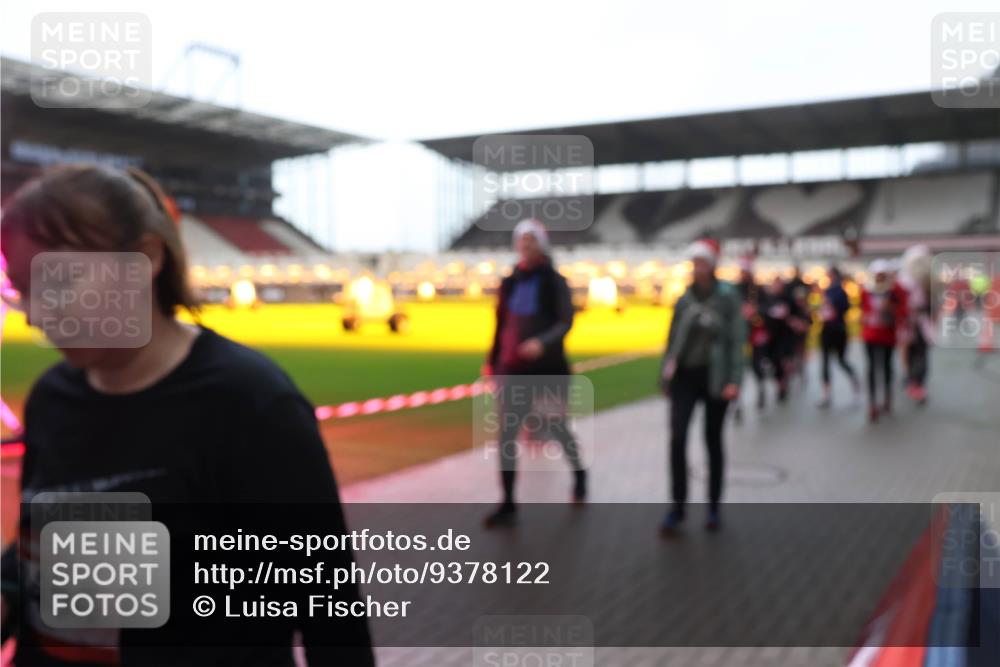 07.12.2025 - St. Pauli X-Mass-Run No. 15 Luisa Fischer http://msf.ph/oto/9378122 07.12.2025 10:29:00 Ziel 454, 412, 1095, 1507, 1566, 2046, 2051, 2397, 2526, 2723, 2912, 2913, 3209, 3218, 3377, 3395, 3413, 3454, 3472, 3727, 3729, 4037, 4064, 4159, 4160, 4245, 4250, 4265, 4291, 4344, 4355, 4376, 4380, 4388, 4414, 4446, 4449, 4450, 4543, 4544, 4697, 4698, 4701, 4702, 4704, 4706, 4707, 4710 meine-sportfotos.de