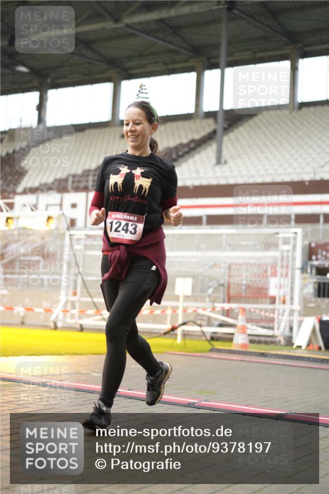 07.12.2025 - St. Pauli X-Mass-Run No. 15 Patografie http://msf.ph/oto/9378197 07.12.2025 10:09:22 Ziel 800, 881, 896, 899, 960, 1243, 1248, 1718, 3493, 3756 meine-sportfotos.de