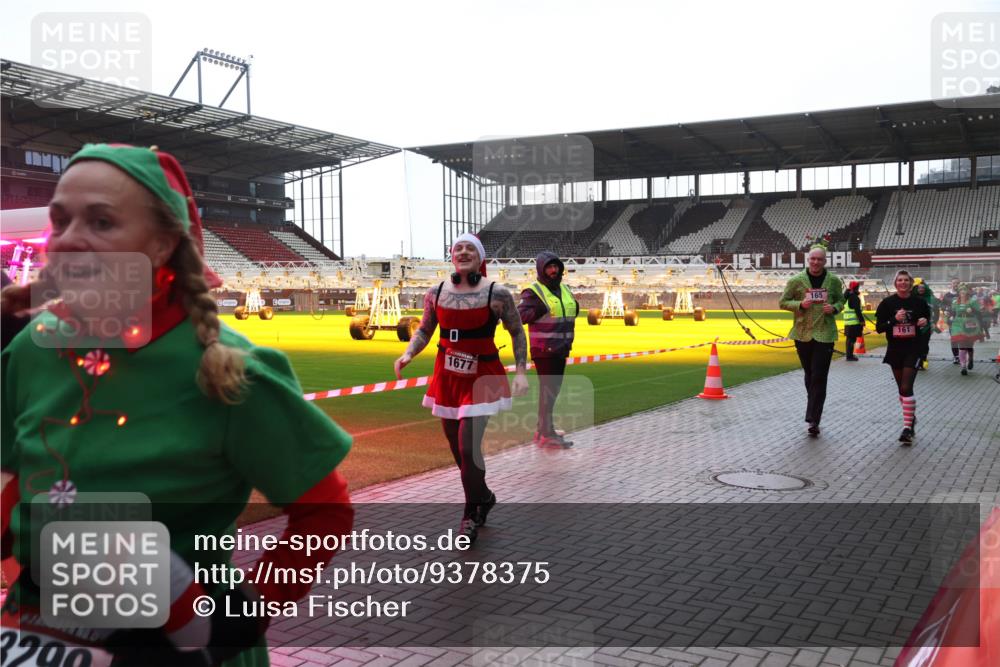 07.12.2025 - St. Pauli X-Mass-Run No. 15 Luisa Fischer http://msf.ph/oto/9378375 07.12.2025 10:29:45 Ziel 32, 0, 1677, 165, 161, 161, 165, 450, 458, 1039, 1198, 1201, 1204, 1209, 1308, 1330, 1373, 1548, 1550, 1677, 1842, 2001, 2874, 3080, 3115, 3299, 3468, 3469, 3470, 3669, 3938, 3942, 4007, 4009, 4073, 4126, 4264, 4265, 4266, 4291, 4293, 4296, 4440, 4531, 4543, 4544, 4695 meine-sportfotos.de