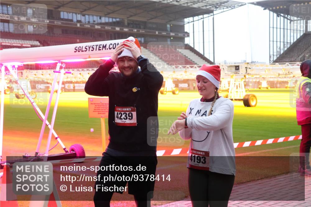 07.12.2025 - St. Pauli X-Mass-Run No. 15 Luisa Fischer http://msf.ph/oto/9378414 07.12.2025 10:04:31 Ziel 1, 15, 4239, 15, 4193, 113, 185, 213, 214, 399, 626, 628, 709, 1027, 1028, 1263, 1264, 1291, 1302, 1307, 1394, 1425, 1506, 1712, 1738, 1906, 2002, 2110, 2112, 2366, 2380, 2454, 3188, 3198, 3337, 3340, 3359, 3519, 3734, 4151, 4667, 4673, 4679 meine-sportfotos.de