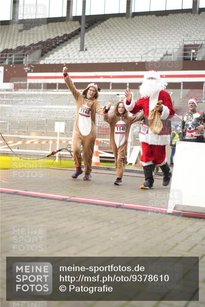 07.12.2025 - St. Pauli X-Mass-Run No. 15 Patografie http://msf.ph/oto/9378610 07.12.2025 10:10:53 Ziel 57, 979, 983, 1148, 1149, 1150, 1426, 1768, 1929, 1935, 2530, 4885 meine-sportfotos.de