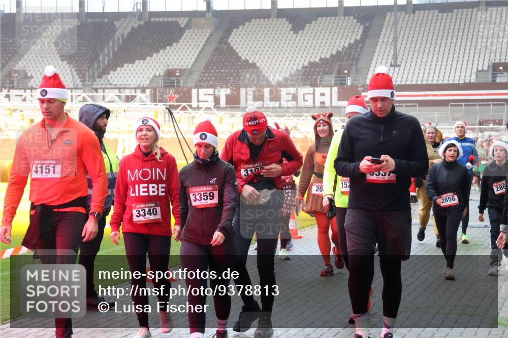 07.12.2025 - St. Pauli X-Mass-Run No. 15 Luisa Fischer http://msf.ph/oto/9378813 07.12.2025 10:05:34 Ziel 15, 4151, 15, 3340, 15, 3359, 15, 3100, 152, 20, 2856, 286, 114, 202, 210, 292, 543, 668, 699, 950, 1121, 1217, 1316, 1374, 1481, 1661, 1761, 1973, 1991, 2168, 2249, 2856, 2866, 3186, 3307, 3311, 3386, 4036, 4080, 4553, 4556, 4557, 4558 meine-sportfotos.de
