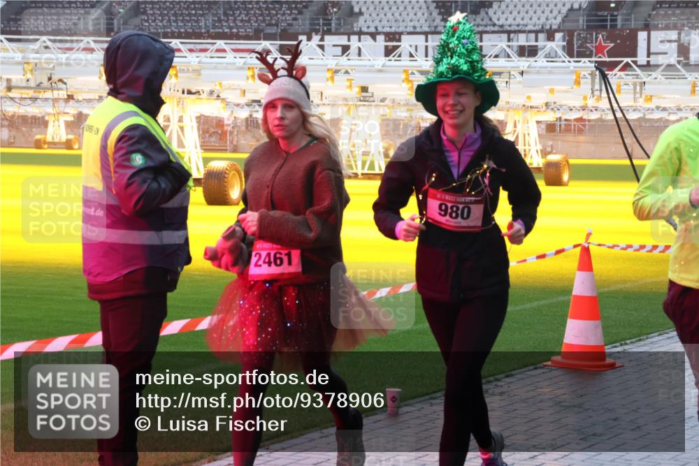 07.12.2025 - St. Pauli X-Mass-Run No. 15 Luisa Fischer http://msf.ph/oto/9378906 07.12.2025 11:10:44 Ziel 44, 2461, 980, 29, 30, 31, 42, 49, 53, 122, 134, 696, 720, 737, 745, 753, 755, 863, 980, 1064, 1066, 1163, 1298, 1299, 1398, 1692, 1694, 1697, 1739, 1740, 2371, 3124, 3136 meine-sportfotos.de