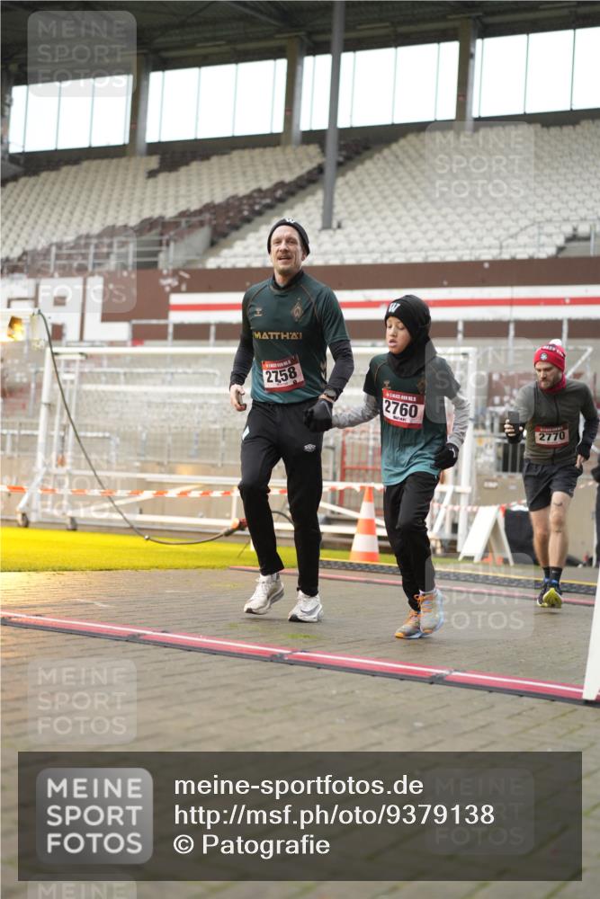 07.12.2025 - St. Pauli X-Mass-Run No. 15 Patografie http://msf.ph/oto/9379138 07.12.2025 10:12:25 Ziel 1070, 1072, 1074, 1077, 2758, 2760, 2770, 3585 meine-sportfotos.de