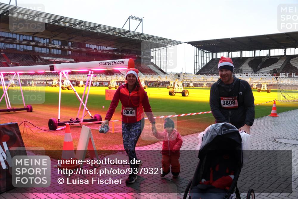 07.12.2025 - St. Pauli X-Mass-Run No. 15 Luisa Fischer http://msf.ph/oto/9379321 07.12.2025 10:33:17 Ziel 3806, 15, 3808, 83, 456, 651, 1268, 2486, 3543, 3548, 3901, 3902, 4758 meine-sportfotos.de