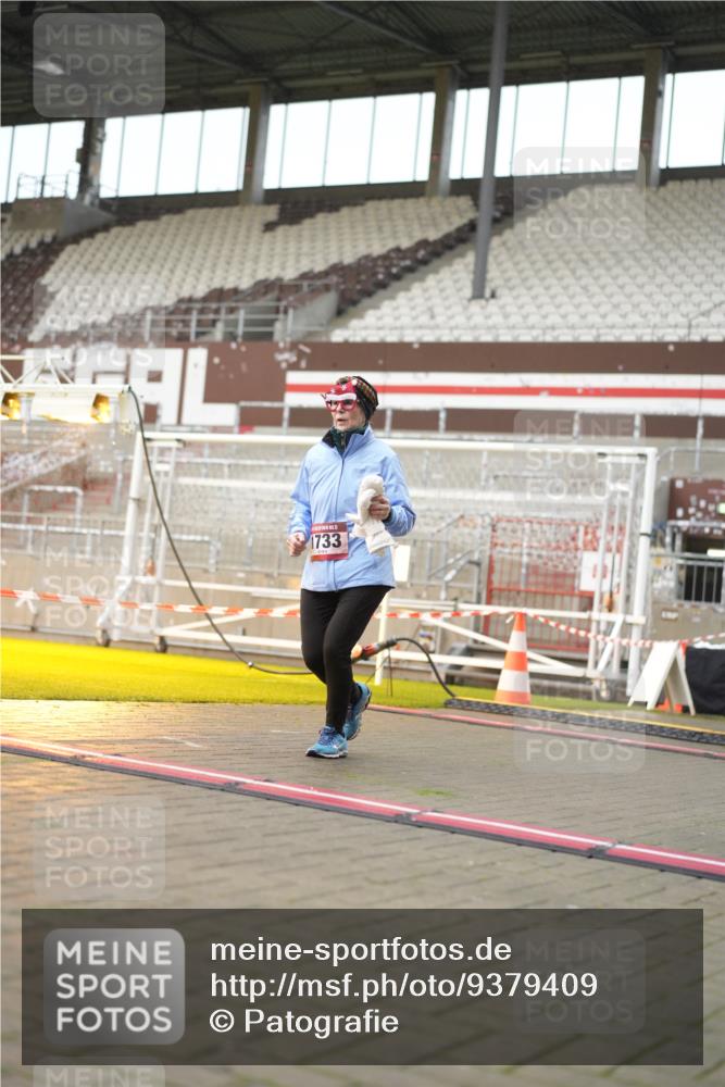 07.12.2025 - St. Pauli X-Mass-Run No. 15 Patografie http://msf.ph/oto/9379409 07.12.2025 10:13:01 Ziel 80, 1126, 1397, 1733, 2687, 2711, 2712, 3588, 3589, 4487 meine-sportfotos.de