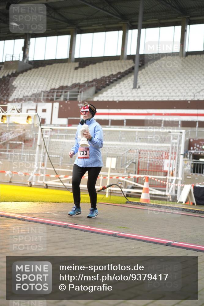 07.12.2025 - St. Pauli X-Mass-Run No. 15 Patografie http://msf.ph/oto/9379417 07.12.2025 10:13:02 Ziel 80, 1126, 1397, 1733, 2687, 2711, 2712, 3588, 3589, 4487, 4664 meine-sportfotos.de