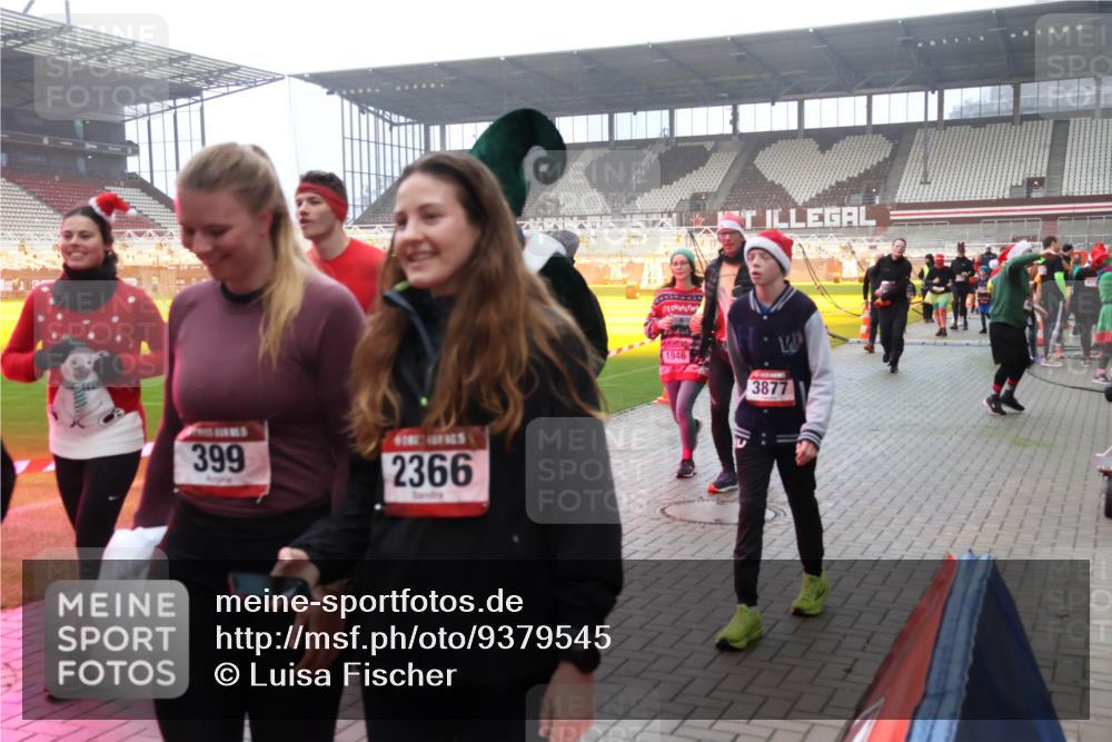 07.12.2025 - St. Pauli X-Mass-Run No. 15 Luisa Fischer http://msf.ph/oto/9379545 07.12.2025 10:06:51 Ziel 399, 2366, 1946, 3877, 34, 127, 148, 150, 180, 187, 424, 468, 562, 676, 805, 834, 893, 967, 969, 1119, 1369, 1479, 1480, 1788, 1832, 1937, 1946, 2756, 2757, 2894, 2968, 3093, 3172, 3196, 3213, 3232, 3330, 3333, 3534, 3535, 3536, 3537, 3812, 3814, 3857, 3859, 3970, 3971, 4235, 4236, 4237, 4246, 4251, 4459, 4657, 4665, 4670, 4672, 4676, 4677, 4736, 4739 meine-sportfotos.de