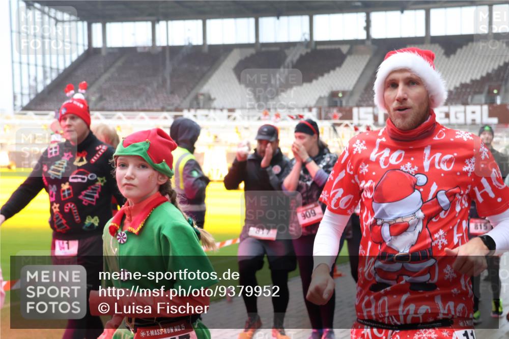 07.12.2025 - St. Pauli X-Mass-Run No. 15 Luisa Fischer http://msf.ph/oto/9379952 07.12.2025 11:12:01 Ziel 110, 141, 909, 15, 171, 182, 190, 411, 679, 689, 690, 694, 697, 698, 777, 787, 788, 812, 815, 817, 832, 841, 909, 1145, 1146, 1147, 1186, 1309, 1321, 1518, 1519, 1557, 1565, 1568, 1589, 1619, 1707, 1711, 1714, 1767, 1770, 2258, 2742, 4801, 4805, 4806, 4810, 4813, 5005, 5006 meine-sportfotos.de