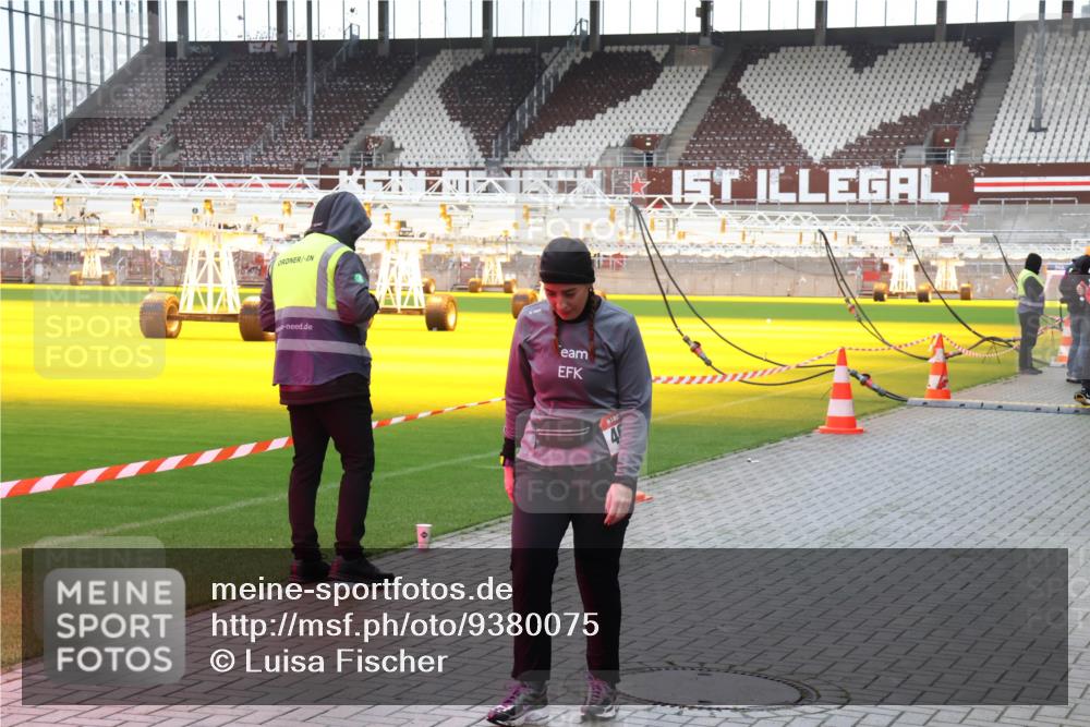 07.12.2025 - St. Pauli X-Mass-Run No. 15 Luisa Fischer http://msf.ph/oto/9380075 07.12.2025 10:37:36 Ziel 37, 503, 511, 521, 665, 833, 2349, 2351, 2615, 3056, 3090, 3214, 3263, 4690, 4691, 4693, 4761 meine-sportfotos.de