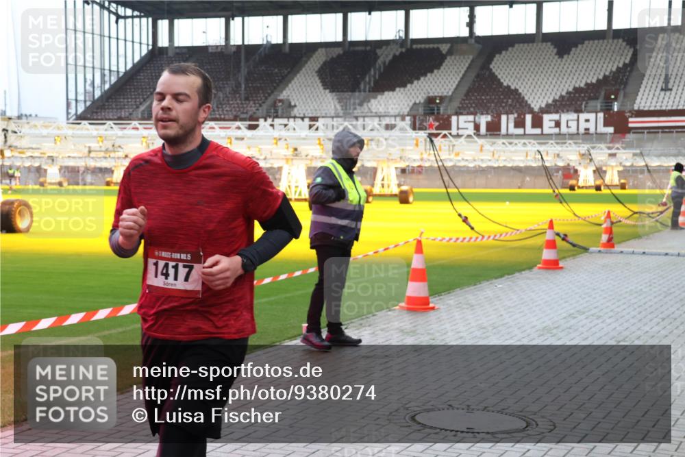 07.12.2025 - St. Pauli X-Mass-Run No. 15 Luisa Fischer http://msf.ph/oto/9380274 07.12.2025 10:39:37 Ziel 5, 1417, 981, 1250, 1255, 1417, 1796, 1889, 2827, 2828, 2943, 3061, 3118, 3240 meine-sportfotos.de