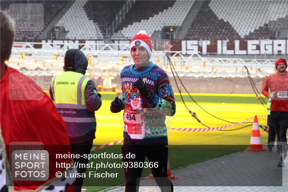 07.12.2025 - St. Pauli X-Mass-Run No. 15 Luisa Fischer http://msf.ph/oto/9380366 07.12.2025 11:13:14 Ziel 15, 494, 4804, 46, 218, 489, 494, 663, 671, 681, 682, 683, 684, 718, 839, 919, 1142, 1175, 1178, 1261, 1420, 1422, 1423, 1609, 1610, 1703, 2858, 3167, 4794, 4795, 4796, 4802, 4804 meine-sportfotos.de