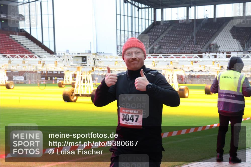 07.12.2025 - St. Pauli X-Mass-Run No. 15 Luisa Fischer http://msf.ph/oto/9380667 07.12.2025 10:41:48 Ziel 15, 3047, 259, 279, 449, 545, 575, 952, 1153, 1275, 2288, 2330, 2331, 2507, 3047, 3264, 3265, 3392, 3951, 4617, 4773 meine-sportfotos.de