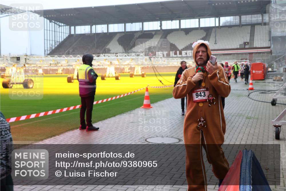 07.12.2025 - St. Pauli X-Mass-Run No. 15 Luisa Fischer http://msf.ph/oto/9380965 07.12.2025 10:09:39 Ziel 5, 943, 19, 390, 786, 789, 800, 881, 896, 899, 947, 960, 1002, 1031, 1176, 1243, 1248, 1461, 1465, 1570, 1575, 1576, 1718, 2126, 2521, 3300, 3332, 3335, 3484, 3493, 3756, 3891, 3904, 3907, 4066, 4067, 4068, 4113, 4666 meine-sportfotos.de