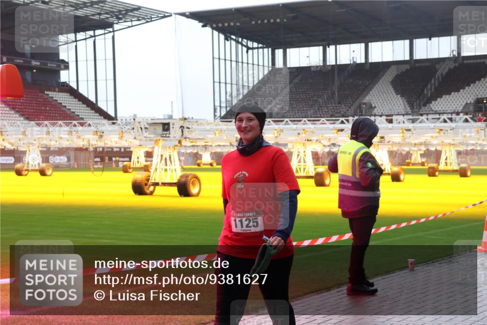 07.12.2025 - St. Pauli X-Mass-Run No. 15 Luisa Fischer http://msf.ph/oto/9381627 07.12.2025 11:18:09 Ziel 1, 15, 1125, 551, 845, 1122, 1125, 1127, 1130, 1340, 1529, 1531, 1686, 2477, 2766, 2846, 2849, 2915, 4627 meine-sportfotos.de