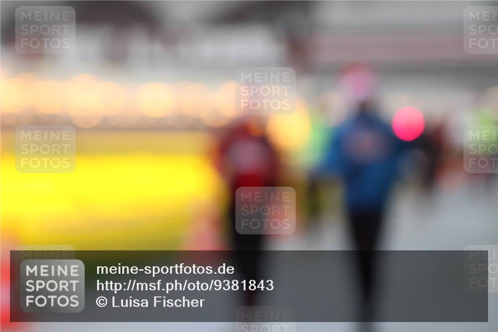 07.12.2025 - St. Pauli X-Mass-Run No. 15 Luisa Fischer http://msf.ph/oto/9381843 07.12.2025 10:47:01 Ziel 38, 41, 58, 81, 153, 162, 168, 178, 183, 221, 479, 485, 639, 641, 821, 823, 824, 914, 917, 921, 1040, 1043, 1242, 1359, 1872, 1955, 2082, 2092, 2216, 2303, 2306, 2334, 2488, 2536, 2574, 2960, 2965, 2989, 2993, 2998, 3001, 4589, 4593 meine-sportfotos.de