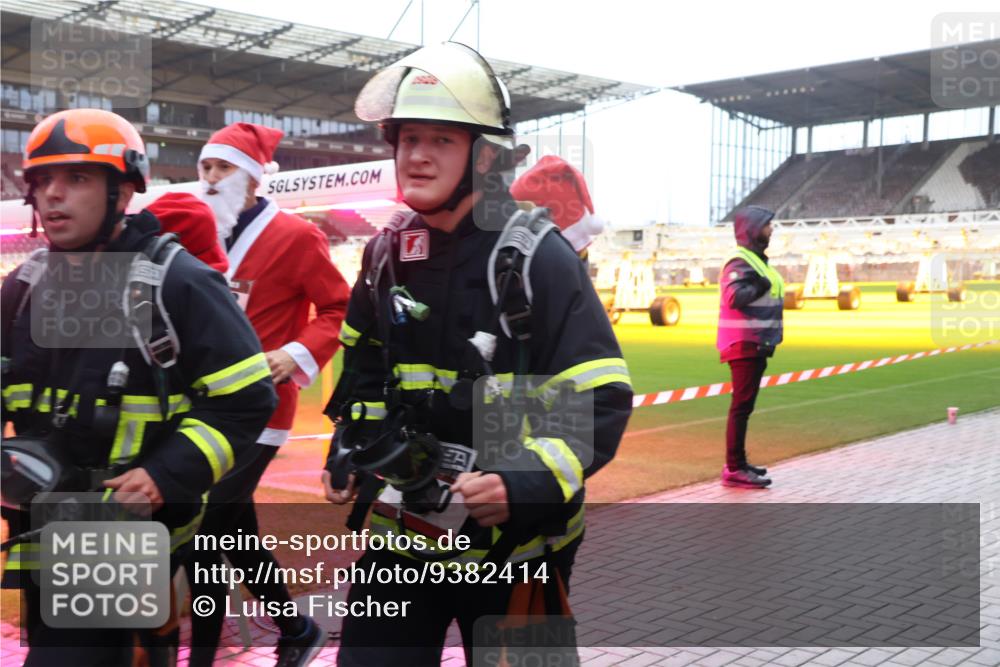 07.12.2025 - St. Pauli X-Mass-Run No. 15 Luisa Fischer http://msf.ph/oto/9382414 07.12.2025 10:49:09 Ziel 233, 290, 379, 577, 590, 592, 633, 876, 935, 1009, 1019, 1087, 1164, 1166, 1188, 1189, 1265, 1267, 1515, 1516, 1517, 1521, 1895, 2232, 2233, 2235, 2239, 2241, 2268, 2269, 2512, 2515, 2796, 2797, 2803, 3017, 3019, 3346, 4447, 4598 meine-sportfotos.de