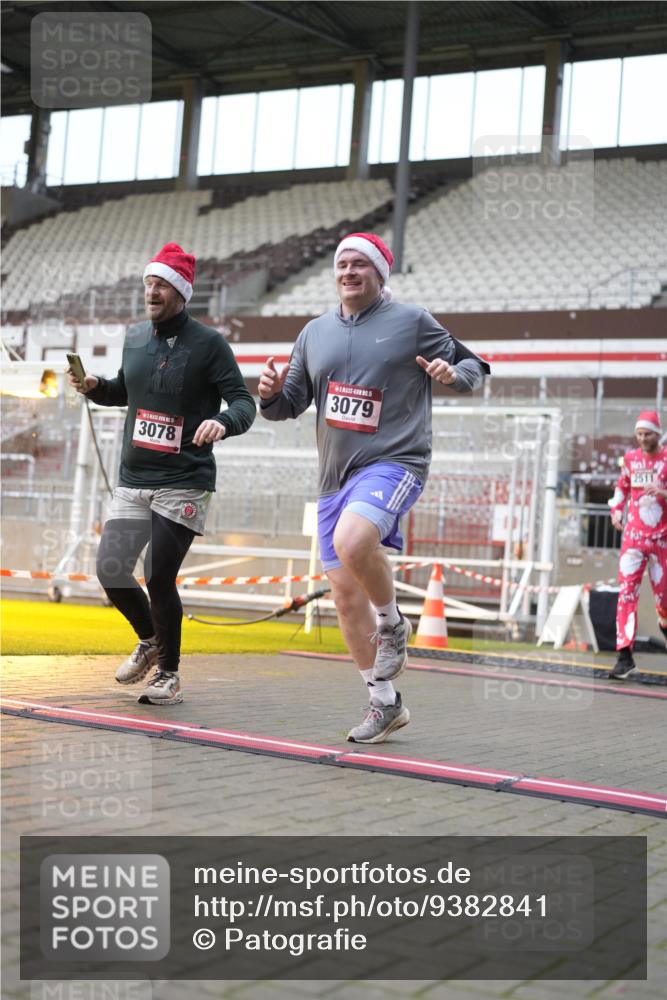 07.12.2025 - St. Pauli X-Mass-Run No. 15 Patografie http://msf.ph/oto/9382841 07.12.2025 10:23:04 Ziel 1996, 2123, 2304, 2508, 2511, 2638, 3052, 3078, 3079 meine-sportfotos.de