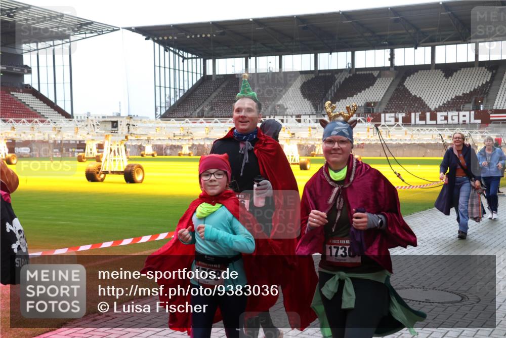 07.12.2025 - St. Pauli X-Mass-Run No. 15 Luisa Fischer http://msf.ph/oto/9383036 07.12.2025 10:51:36 Ziel 15, 1729, 15, 1730, 1, 249, 381, 564, 769, 1093, 1691, 2737, 2738, 2763, 3199, 3342, 4535, 4537, 4760, 4881 meine-sportfotos.de