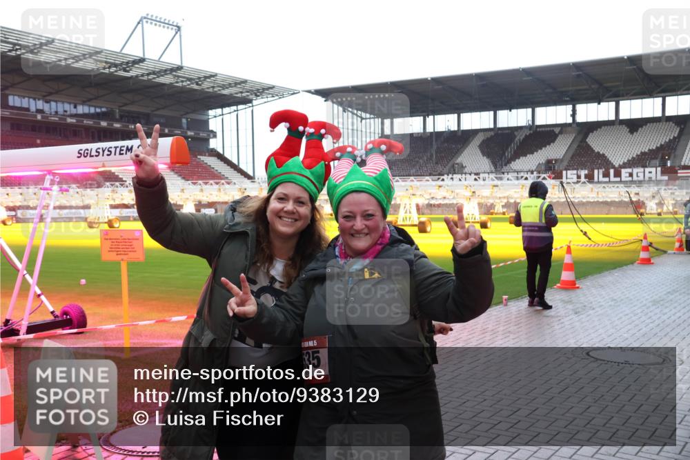 07.12.2025 - St. Pauli X-Mass-Run No. 15 Luisa Fischer http://msf.ph/oto/9383129 07.12.2025 10:52:00 Ziel 4, 15, 35, 1, 275, 328, 1047, 1093, 1964, 1982, 1984, 2103, 2105, 2165, 2327, 2332, 2553, 2593, 2607, 2642, 2643, 2674, 2836, 2837, 2959, 3199, 3223, 3228, 3342, 4862 meine-sportfotos.de