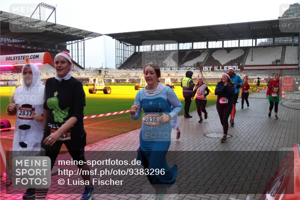 07.12.2025 - St. Pauli X-Mass-Run No. 15 Luisa Fischer http://msf.ph/oto/9383296 07.12.2025 10:52:27 Ziel 2837, 00, 1982, 2836, 1964, 4550, 2737, 27, 275, 328, 499, 506, 654, 931, 1047, 1098, 1964, 1982, 1984, 2103, 2105, 2165, 2287, 2289, 2327, 2332, 2553, 2592, 2593, 2607, 2661, 2836, 2837, 3223, 3228, 4550, 4797, 4862, 4864, 4865, 4866, 4879, 4880 meine-sportfotos.de