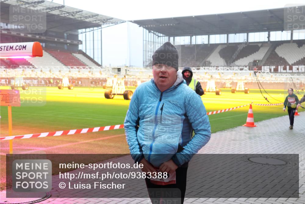 07.12.2025 - St. Pauli X-Mass-Run No. 15 Luisa Fischer http://msf.ph/oto/9383388 07.12.2025 10:13:38 Ziel 30, 2712, 9, 18, 80, 938, 1044, 1062, 1126, 1220, 1397, 1733, 2687, 2711, 2712, 3040, 3588, 3589, 4081, 4082, 4083, 4487, 4664 meine-sportfotos.de