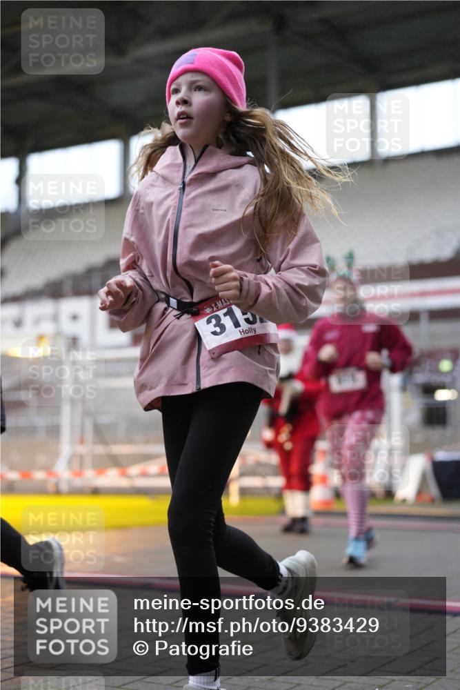 07.12.2025 - St. Pauli X-Mass-Run No. 15 Patografie http://msf.ph/oto/9383429 07.12.2025 10:24:44 Ziel 915, 974, 3152, 4078, 4079, 4091, 4092, 4135, 4136, 4155, 4177, 4496, 4497, 4530, 4541, 4542, 4766, 4780 meine-sportfotos.de