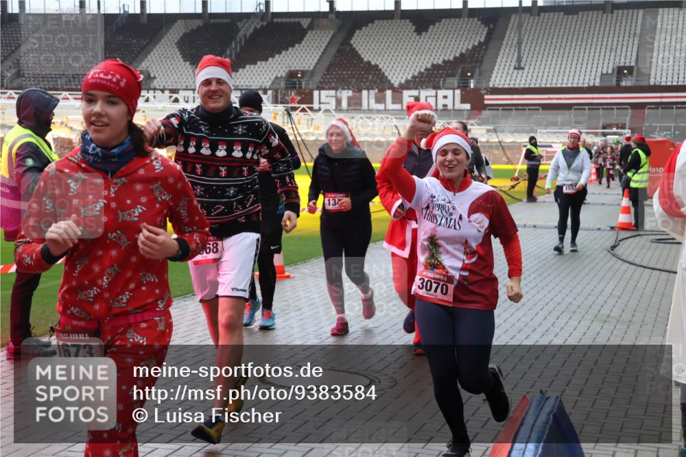 07.12.2025 - St. Pauli X-Mass-Run No. 15 Luisa Fischer http://msf.ph/oto/9383584 07.12.2025 11:26:26 Ziel 15, 1673, 68, 13, 3070, 159, 610, 624, 674, 678, 1079, 1334, 1339, 1344, 1345, 1356, 1379, 1388, 1498, 1501, 1593, 1672, 1673, 2055, 2059, 2063, 2066, 2069, 2074, 2088, 2124, 2145, 2161, 2166, 2198, 2255, 2260, 2265, 2498, 2637, 2786, 2795, 3050, 3051, 3068, 3070, 3094, 3217, 3257, 3258, 3260, 3261, 3607, 4654, 4825 meine-sportfotos.de