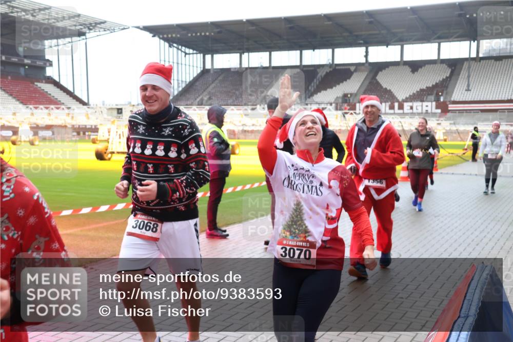 07.12.2025 - St. Pauli X-Mass-Run No. 15 Luisa Fischer http://msf.ph/oto/9383593 07.12.2025 11:26:27 Ziel 3068, 15, 3070, 1356, 610, 624, 674, 678, 1079, 1334, 1339, 1344, 1345, 1356, 1379, 1388, 1498, 1501, 1593, 1672, 1673, 2055, 2059, 2063, 2066, 2069, 2074, 2088, 2124, 2145, 2161, 2166, 2198, 2255, 2257, 2260, 2265, 2498, 2637, 2786, 2795, 3050, 3051, 3068, 3070, 3094, 3217, 3257, 3258, 3260, 3261, 3607, 4654, 4825 meine-sportfotos.de