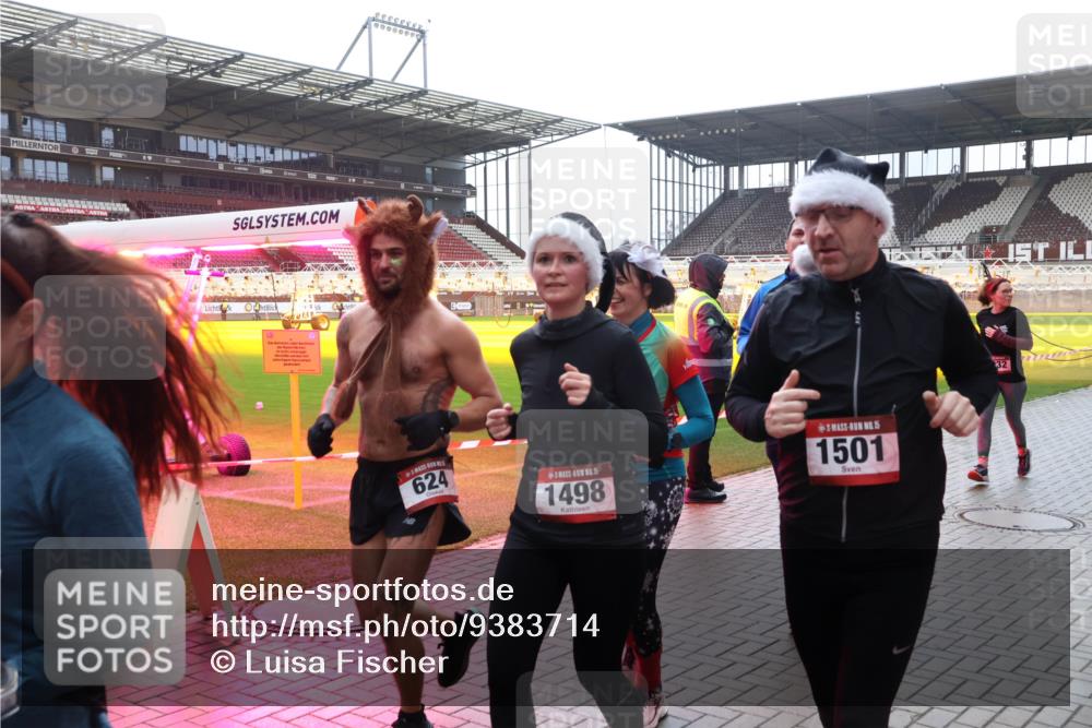 07.12.2025 - St. Pauli X-Mass-Run No. 15 Luisa Fischer http://msf.ph/oto/9383714 07.12.2025 11:26:56 Ziel 624, 5, 1498, 15, 1501, 32, 205, 209, 610, 624, 674, 1345, 1498, 1501, 1632, 2024, 2026, 2059, 2063, 2066, 2069, 2074, 2088, 2124, 2145, 2161, 2166, 2175, 2176, 2198, 2234, 2236, 2237, 2240, 2255, 2257, 2260, 2265, 2637, 2748, 2749, 2786, 2795, 2813, 2942, 3094, 3217, 3257, 3258, 3260, 3261, 3607, 4884 meine-sportfotos.de