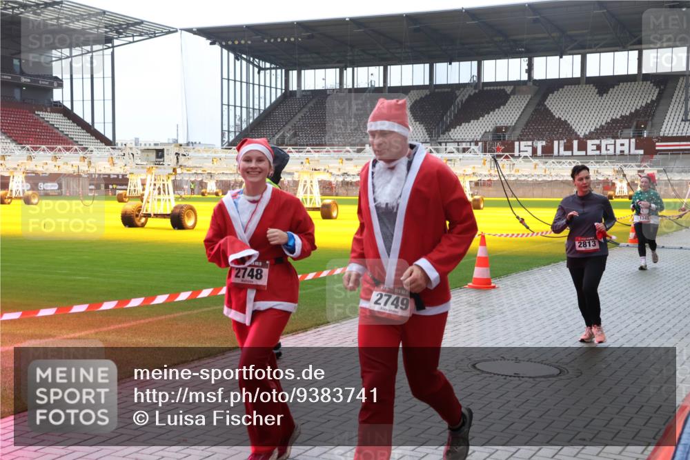 07.12.2025 - St. Pauli X-Mass-Run No. 15 Luisa Fischer http://msf.ph/oto/9383741 07.12.2025 11:27:00 Ziel 2748, 2749, 2813, 1345, 205, 209, 610, 624, 1345, 1498, 1501, 1632, 2024, 2026, 2059, 2063, 2066, 2069, 2074, 2124, 2175, 2176, 2234, 2236, 2237, 2240, 2257, 2260, 2637, 2748, 2749, 2786, 2789, 2795, 2813, 2942, 2972, 2979, 3094, 3217, 3257, 3258, 3260, 3261, 3607, 4884 meine-sportfotos.de