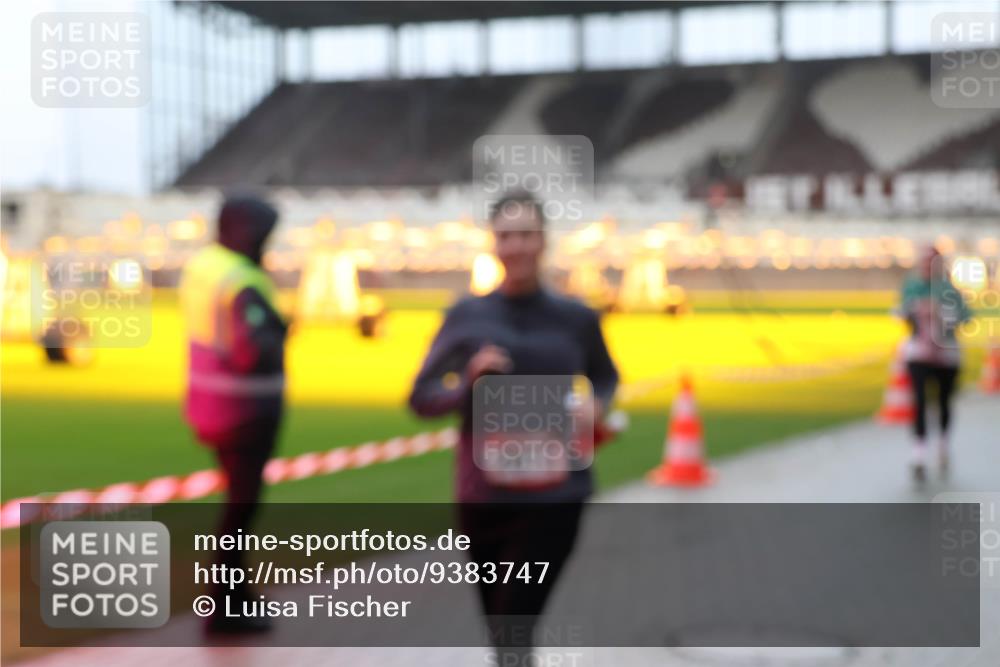 07.12.2025 - St. Pauli X-Mass-Run No. 15 Luisa Fischer http://msf.ph/oto/9383747 07.12.2025 11:27:02 Ziel 205, 209, 610, 624, 1345, 1498, 1501, 1632, 2024, 2026, 2059, 2063, 2066, 2069, 2074, 2124, 2175, 2176, 2234, 2236, 2237, 2240, 2257, 2260, 2637, 2748, 2749, 2786, 2789, 2790, 2795, 2813, 2942, 2972, 2979, 3094, 3217, 3257, 3258, 3260, 3261, 3607, 4884 meine-sportfotos.de