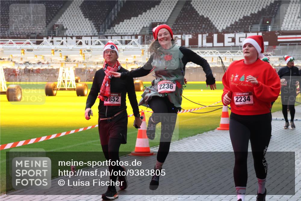 07.12.2025 - St. Pauli X-Mass-Run No. 15 Luisa Fischer http://msf.ph/oto/9383805 07.12.2025 11:27:09 Ziel 15, 2852, 2236, 5, 2234, 205, 209, 610, 624, 1080, 1345, 1498, 1501, 1632, 2024, 2026, 2059, 2063, 2066, 2069, 2072, 2074, 2124, 2175, 2176, 2234, 2236, 2237, 2240, 2257, 2260, 2637, 2748, 2749, 2789, 2790, 2813, 2942, 2972, 2979, 3098, 3099, 3217, 3257, 3258, 3260, 3261, 4884 meine-sportfotos.de