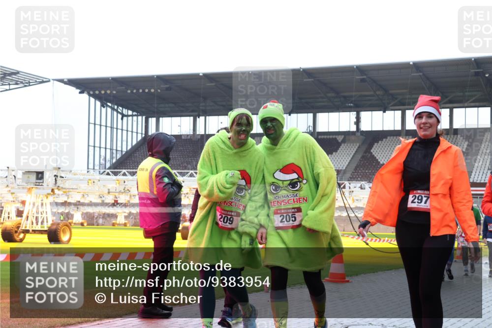 07.12.2025 - St. Pauli X-Mass-Run No. 15 Luisa Fischer http://msf.ph/oto/9383954 07.12.2025 11:27:31 Ziel 5, 209, 15, 205, 297, 20, 35, 36, 205, 209, 1080, 1772, 2024, 2026, 2072, 2175, 2176, 2234, 2236, 2237, 2240, 2789, 2790, 2813, 2887, 2942, 2972, 2979, 2995, 2999, 3004, 3098, 3099, 3956, 4647, 4656, 4884 meine-sportfotos.de