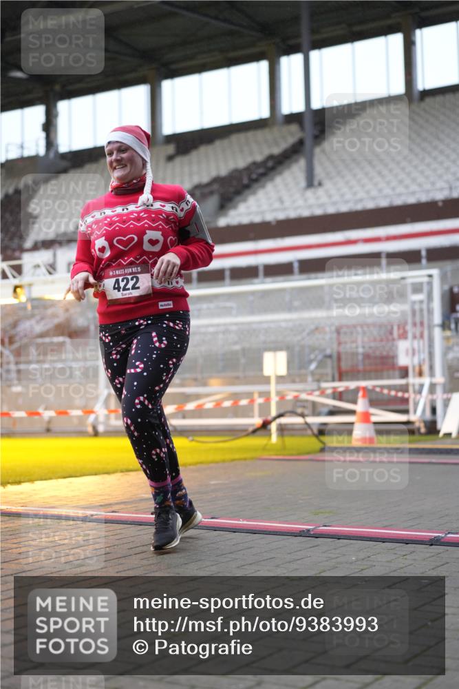 07.12.2025 - St. Pauli X-Mass-Run No. 15 Patografie http://msf.ph/oto/9383993 07.12.2025 10:25:52 Ziel 369, 374, 387, 398, 422, 1227, 1538, 1561, 1581, 1586, 2041, 2104, 2106, 2149, 2191, 2215, 2896, 3779, 3805, 3910, 3918, 4300, 4301, 4492, 4775, 4782 meine-sportfotos.de