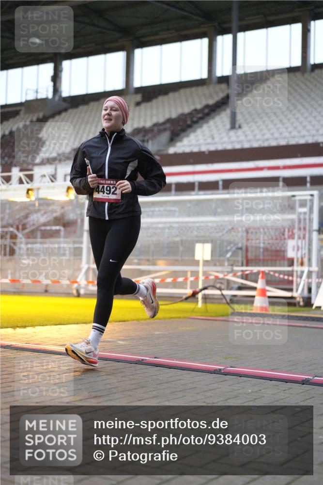 07.12.2025 - St. Pauli X-Mass-Run No. 15 Patografie http://msf.ph/oto/9384003 07.12.2025 10:25:55 Ziel 374, 387, 422, 1227, 1538, 1561, 1581, 1586, 2041, 2106, 2149, 2191, 2215, 2896, 3805, 3910, 3918, 4300, 4301, 4492, 4775, 4782 meine-sportfotos.de