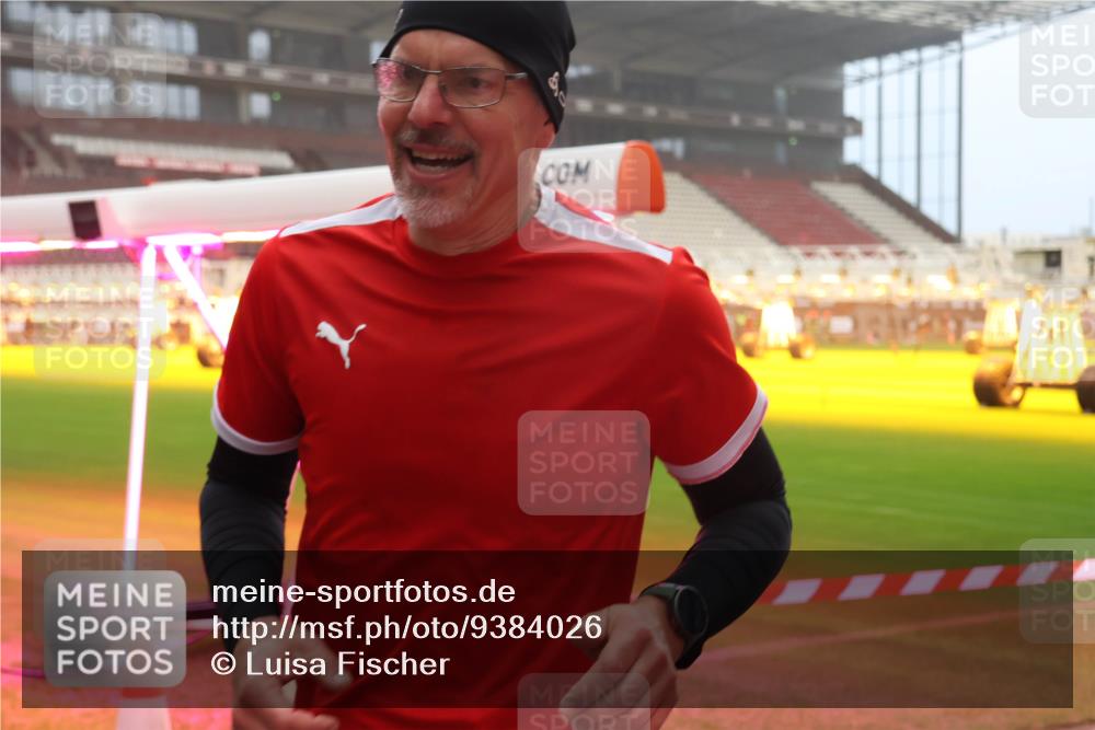 07.12.2025 - St. Pauli X-Mass-Run No. 15 Luisa Fischer http://msf.ph/oto/9384026 07.12.2025 10:14:18 Ziel 88, 970, 1699, 2905, 2951, 3243, 4371, 4502, 4526 meine-sportfotos.de
