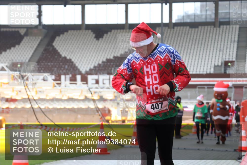 07.12.2025 - St. Pauli X-Mass-Run No. 15 Luisa Fischer http://msf.ph/oto/9384074 07.12.2025 11:28:11 Ziel 5, 407, 35, 36, 407, 534, 776, 790, 1082, 1772, 2138, 2139, 2192, 2196, 2567, 2571, 2572, 2623, 2655, 2930, 2980, 2995, 3027, 3315, 3956, 4644, 4647, 4656 meine-sportfotos.de