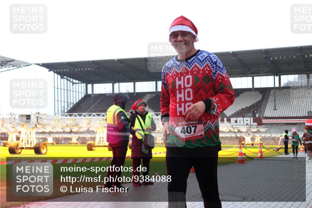 07.12.2025 - St. Pauli X-Mass-Run No. 15 Luisa Fischer http://msf.ph/oto/9384088 07.12.2025 11:28:13 Ziel 15, 407, 35, 36, 407, 534, 776, 790, 1082, 1772, 2138, 2139, 2192, 2196, 2567, 2571, 2572, 2623, 2655, 2930, 2980, 3027, 3057, 3315, 3956, 4644, 4647, 4655, 4656 meine-sportfotos.de