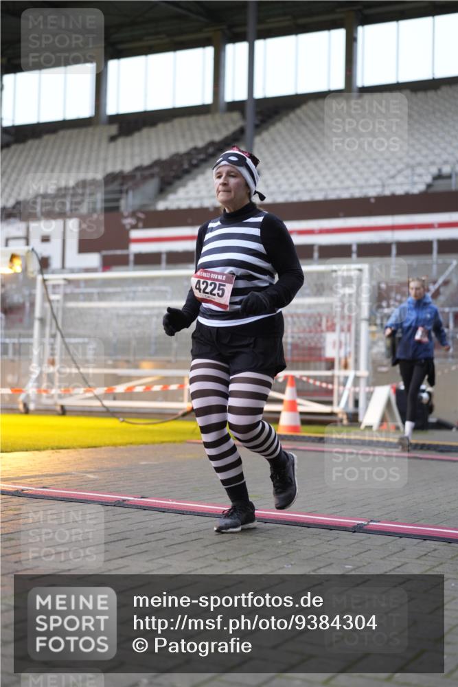 07.12.2025 - St. Pauli X-Mass-Run No. 15 Patografie http://msf.ph/oto/9384304 07.12.2025 10:27:07 Ziel 159, 1312, 1317, 1468, 1472, 1618, 3720, 4225, 4334, 4353, 4391, 4409, 4410 meine-sportfotos.de