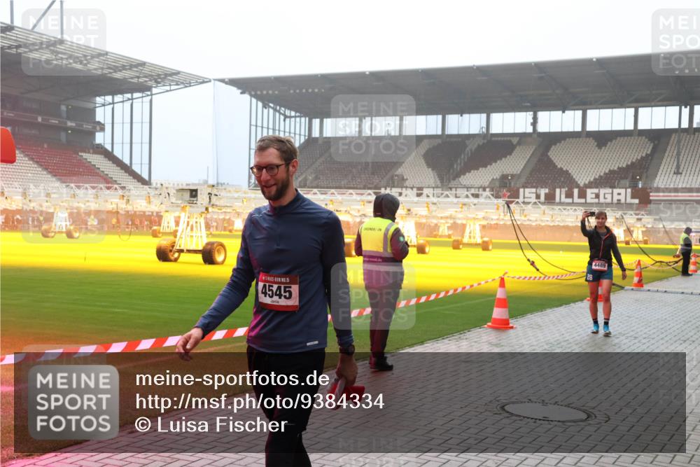 07.12.2025 - St. Pauli X-Mass-Run No. 15 Luisa Fischer http://msf.ph/oto/9384334 07.12.2025 10:15:07 Ziel 15, 4545, 28, 4489, 174, 352, 762, 1158, 1363, 1867, 1869, 1873, 2564, 2617, 2618, 2864, 2891, 3481, 3565, 4001, 4004, 4489, 4508, 4545 meine-sportfotos.de