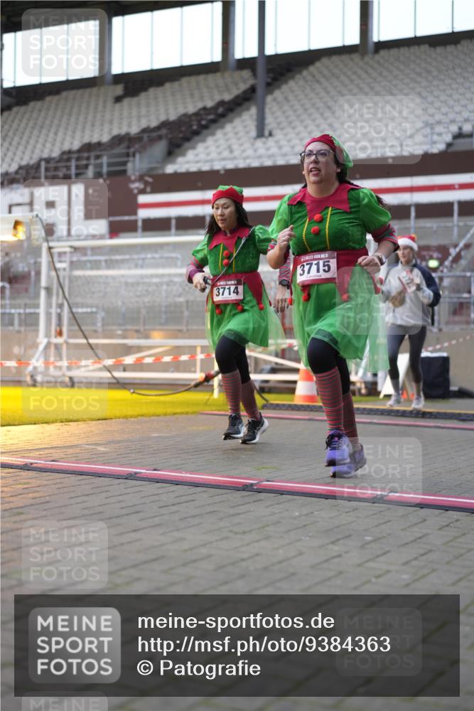 07.12.2025 - St. Pauli X-Mass-Run No. 15 Patografie http://msf.ph/oto/9384363 07.12.2025 10:27:19 Ziel 1312, 1317, 1618, 3571, 3714, 3715, 3722, 3723, 3793, 4225, 4391, 4409, 4410, 4435 meine-sportfotos.de