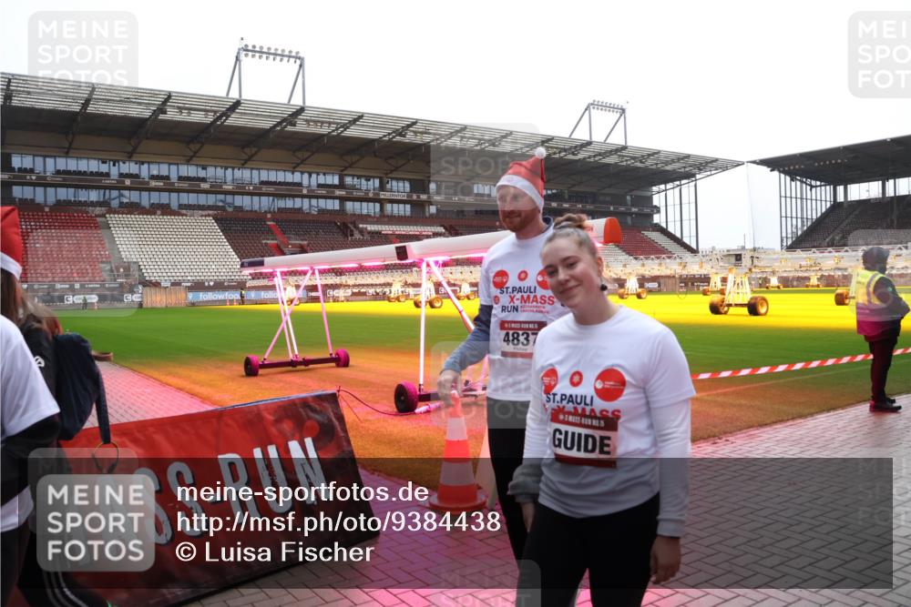 07.12.2025 - St. Pauli X-Mass-Run No. 15 Luisa Fischer http://msf.ph/oto/9384438 07.12.2025 11:29:51 Ziel 1, 4837, 15, 859, 861, 882, 1759, 1922, 1924, 1925, 2213, 2285, 2500, 2522, 2676, 2701, 2702, 2882, 3143, 3144, 3146, 3235, 3236, 4392, 4432, 4452, 4651 meine-sportfotos.de